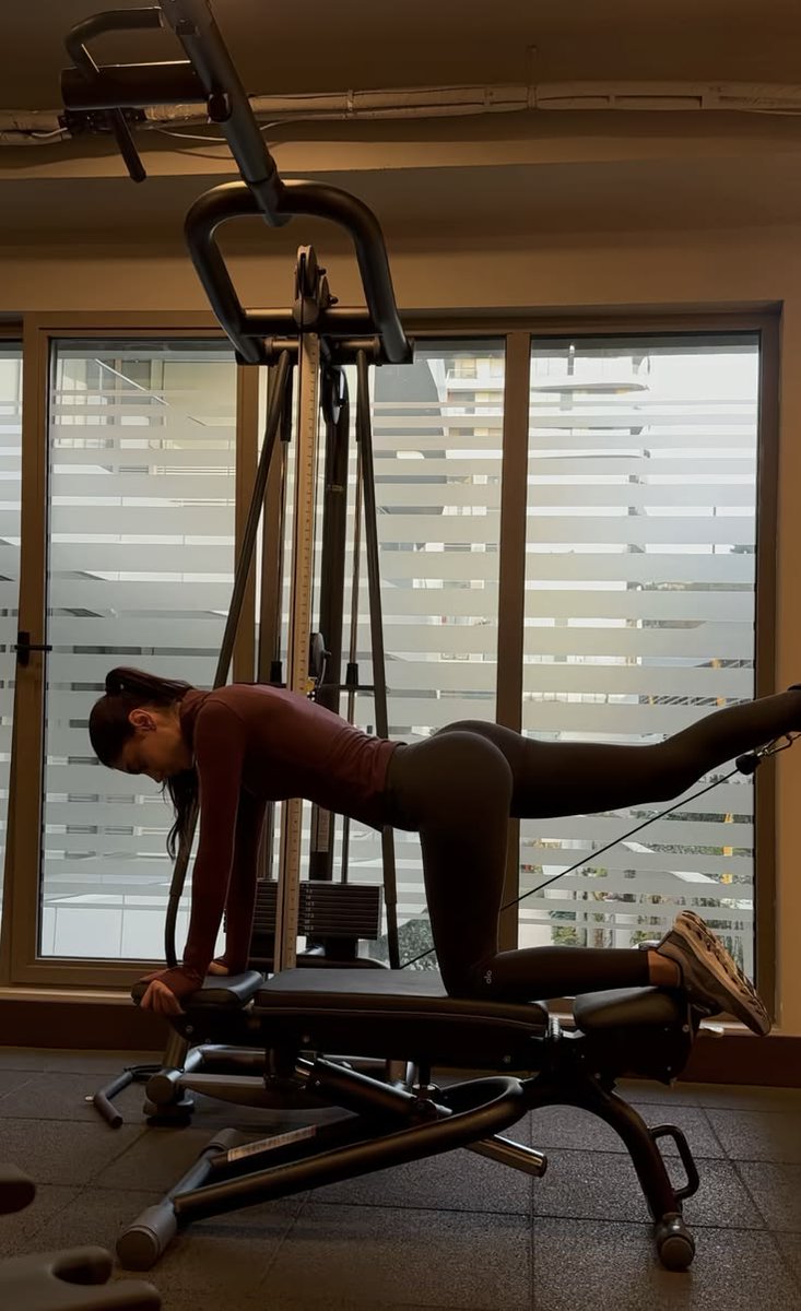 nyliava's tweet photo. sunday gym time https://t.co/0EH4x7er7C