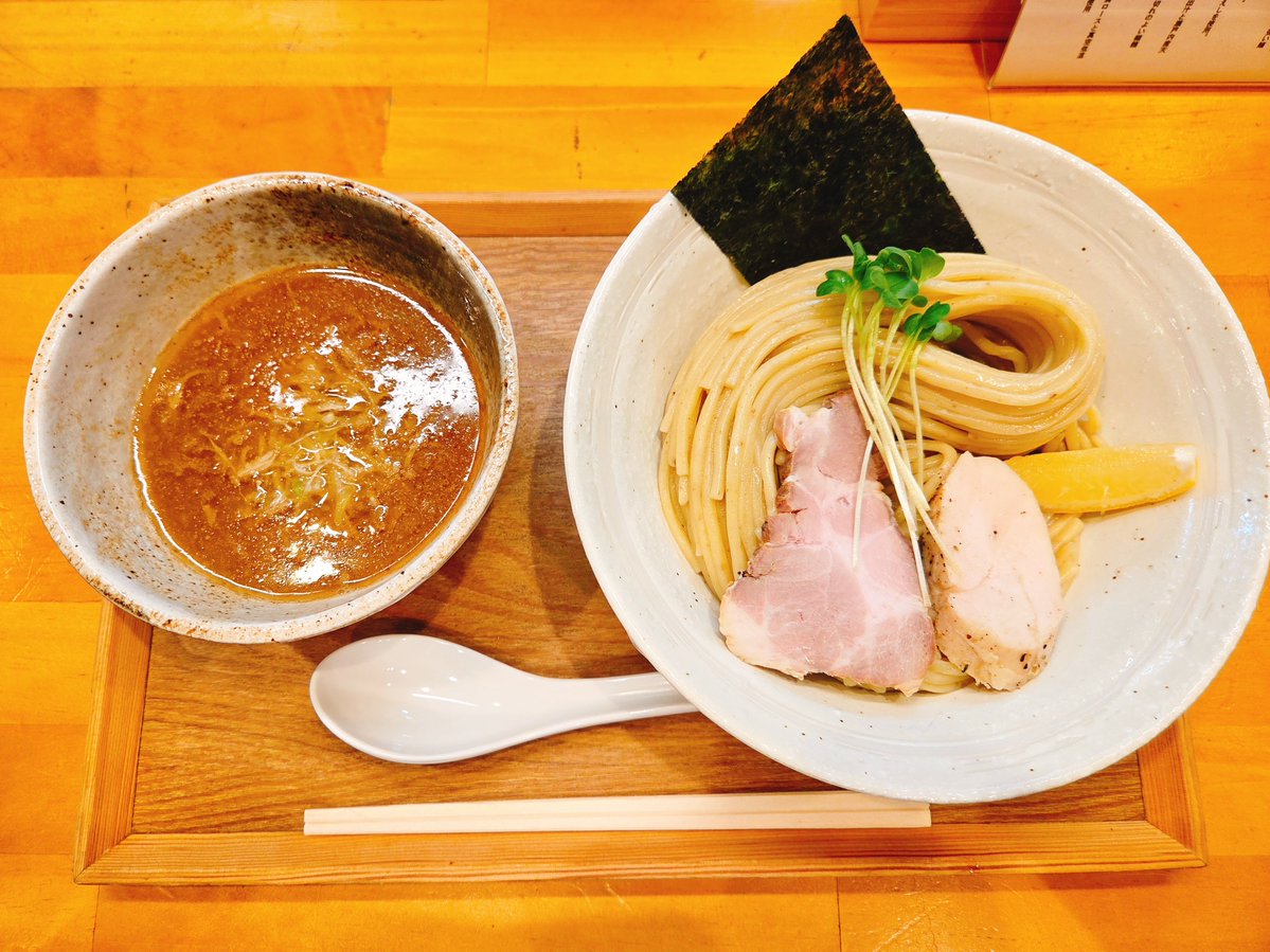 CAROL_KT's tweet photo. 『MENYA NAKAGAWA』なぅ　#MENYANAKAGAWA　#鶏魚介つけ麺　#ラーメン　#つけ麺　#池袋　#チーズリゾット https://t.co/Yg4VZrq54N