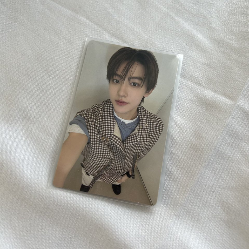 chanelsnight's tweet photo. wts lfb ph 

cortis seonghyeon cotl AAA pob pc
price: 400 php + pf

╰ payo or reservations ok
╰ dm for condition 
╰ mop: gcash 
╰ mod: jnt, ggx, sdd  

# eom sean wev weverse 2025 live preorder benefit poca photocard https://t.co/9hPJWJfh2r