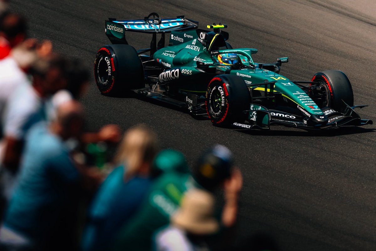 The_Pocisk's tweet photo. Nowa specyfikacja auta Aston Martina (AMR26B) dała poprawę czasów o ok. 1,2s na okrążeniu (~1,3%) 📉
Fernando Alonso pierwszy raz w tym sezonie był w stanie awansować do drugiej części czasówki, tracąc do zdobywcy PP "zaledwie" 2,6s ⏱️
#F1PL #kanapaF1 #HunGP26 https://t.co/VtrGe3JCYo