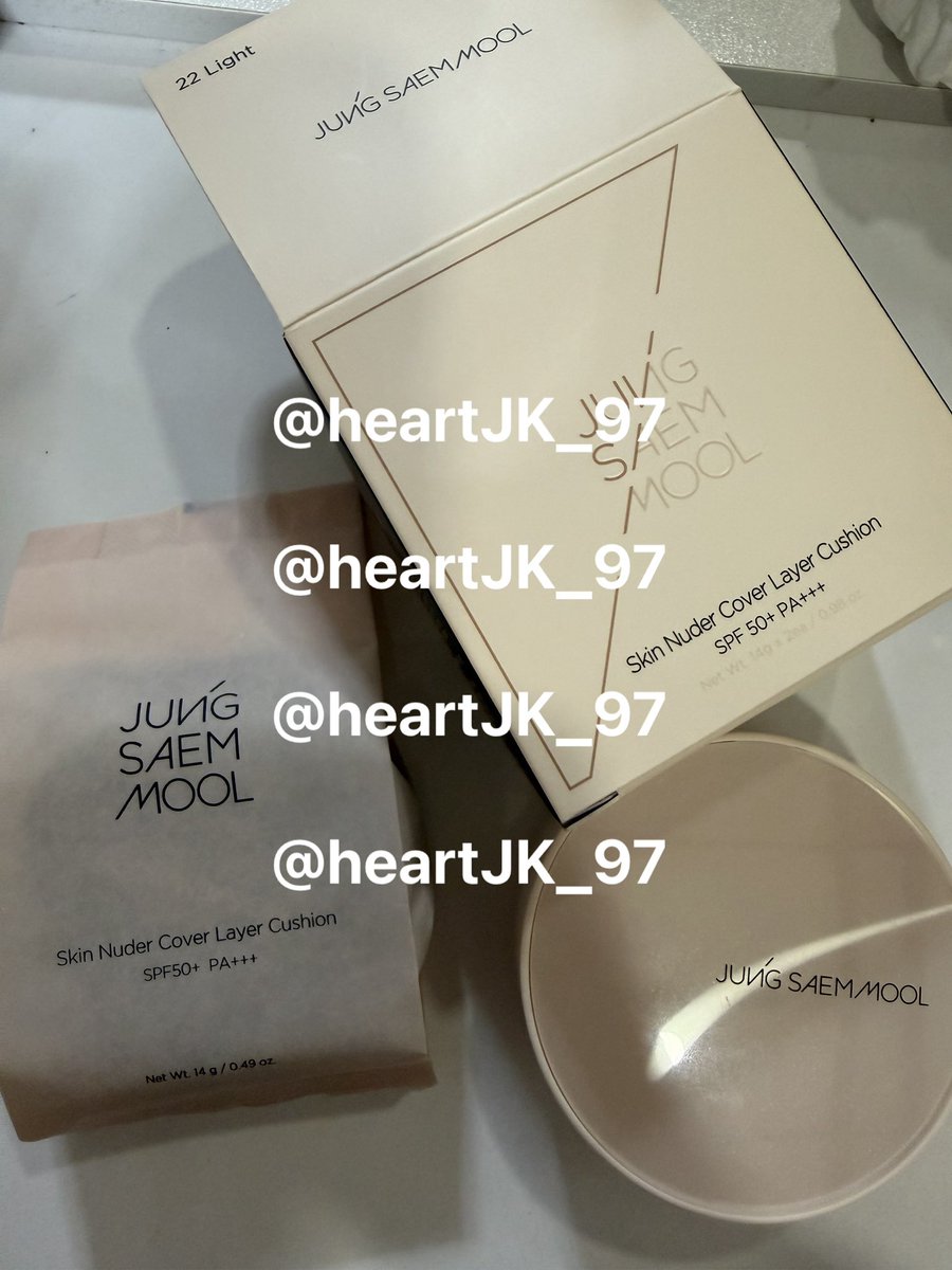 HeartJK_97's tweet photo. #ส่งต่อ คูชั่น #jungsaemmool 

สี 22 Light
สภาพ 99% แกะเทสสี 1 ครั้ง
*ขายเพราะสีขาวเกินสีผิวเรา
ปล่อย 490฿ ส่งฟรี ได้ทั้งตลับ+รีฟิล

#ส่งต่อjungsaemmool #ส่งต่อ #ส่งต่อคสอ #ส่งต่อเครื่องสำอาง #ส่งต่อสกินแคร์ #ส่งต่อสกินแคร์มือ2 #ส่งต่อเครื่องสําอางมือสอง #คุชชั่น #ส่งต่อคุชชั่น https://t.co/6vA6TLgQBY