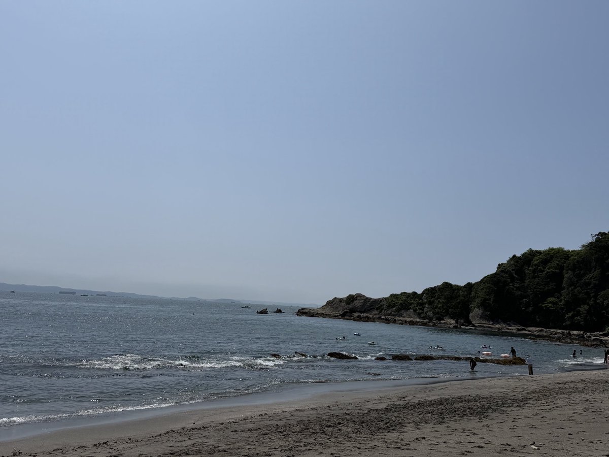 hiromatlogmat's tweet photo. 夏休みらしいことしてきた🏖️
#海
#夏休み
#サップボード
#海水浴
#三浦海岸
#大浦海水浴場 https://t.co/PzWndJOpak