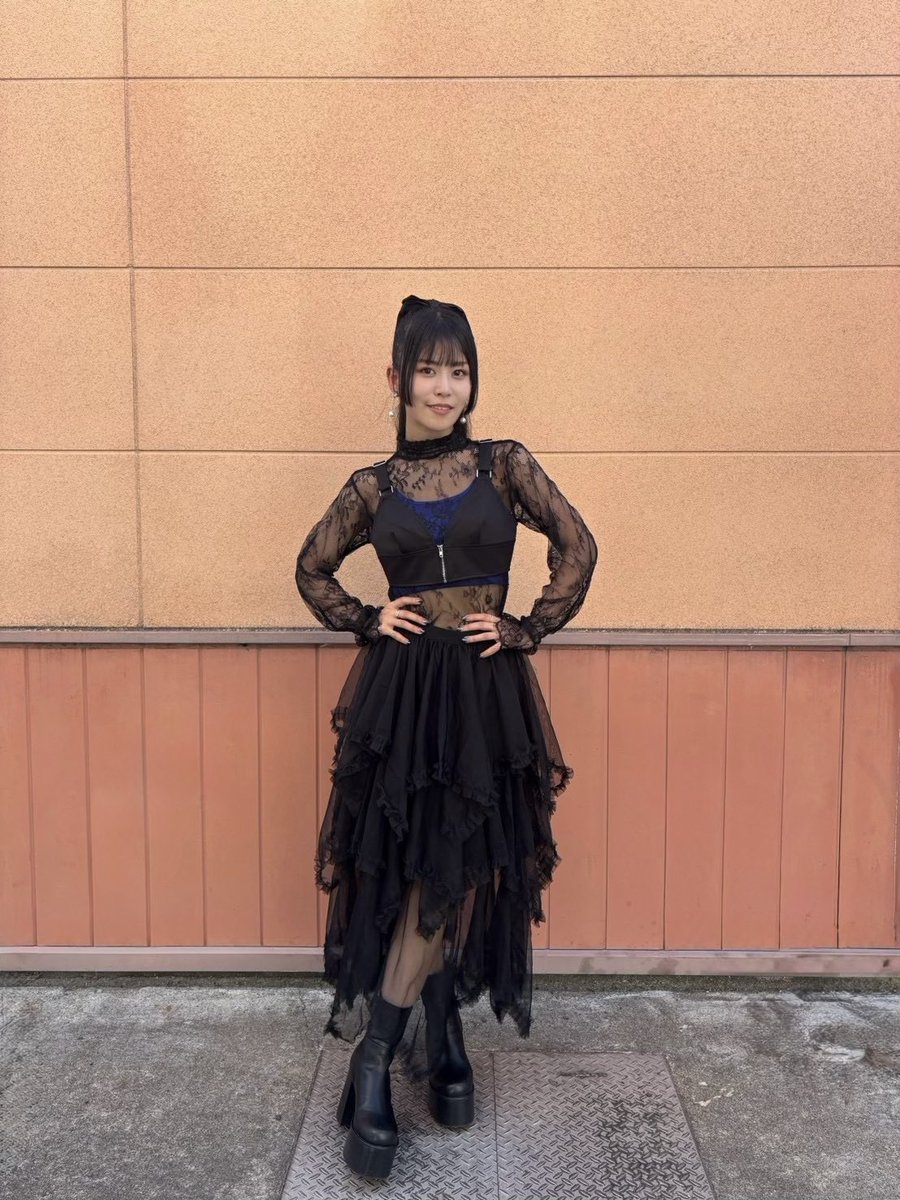 aibaaiai's tweet photo. 『第48回 四国中央紙まつり』
#歌うまコンテスト 
審査員を務めさせていただきました！

一人ひとりの歌声にそれぞれの物語や想いが詰まっていて、たくさん心を動かされました。
審査という立場ではありましたが、私自身も改めて歌の力を感じる時間でした。

ミニライブでは、
皆さんの笑顔や温かい声援に
たくさんのパワーをいただきました♡
素敵な時間をありがとうございました✨
#紙まつり2026 #四国中央紙まつり