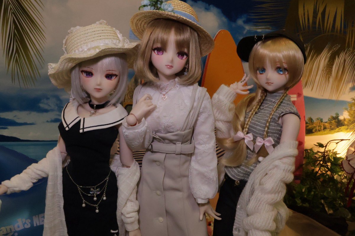 nattsun_Doll's tweet photo. コレクションブースお借りして撮影会📸
こういうブースで撮りたかったので撮影出来て良かった(*^_^*)
皆さん楽しそうで何より☺️✨️

いつかはうちのこ全員連れて来たさあるなぁ…🤔
 #うちのこかわいい
 #よそのこかわいい https://t.co/P7U0m5vM8D