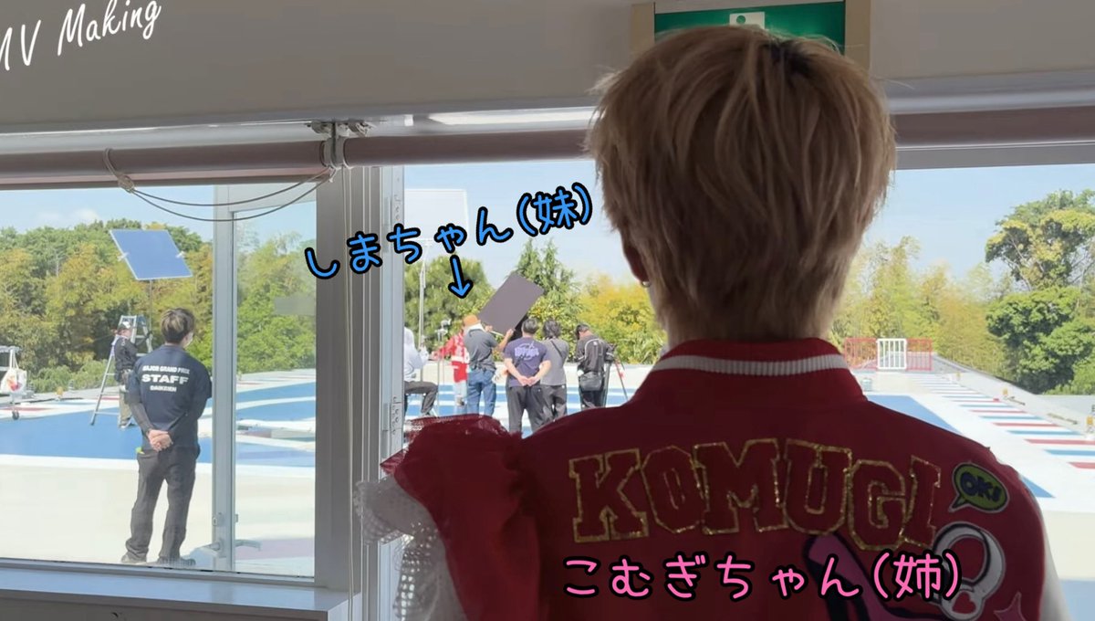 Hitsujidoshi_83's tweet photo. 『ずっとずっとずっと』のメイキング!!!

妹を見守るお姉ちゃん🩷💙

#こむぎ聖誕2026 https://t.co/0l4mkFzOi2