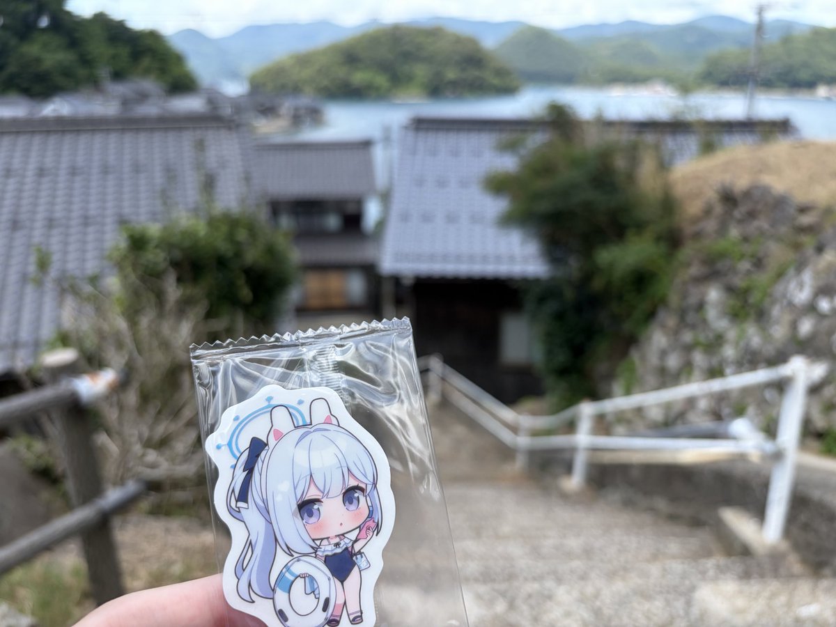 tonaka609's tweet photo. RABBIT小隊と���えたエビの謎の聖地に行ってきました！！
景色も綺麗でほんとに最高やった
そらきち一緒に行ってくれてありがとう😭
#ブルアカ https://t.co/idUvbs9YDR