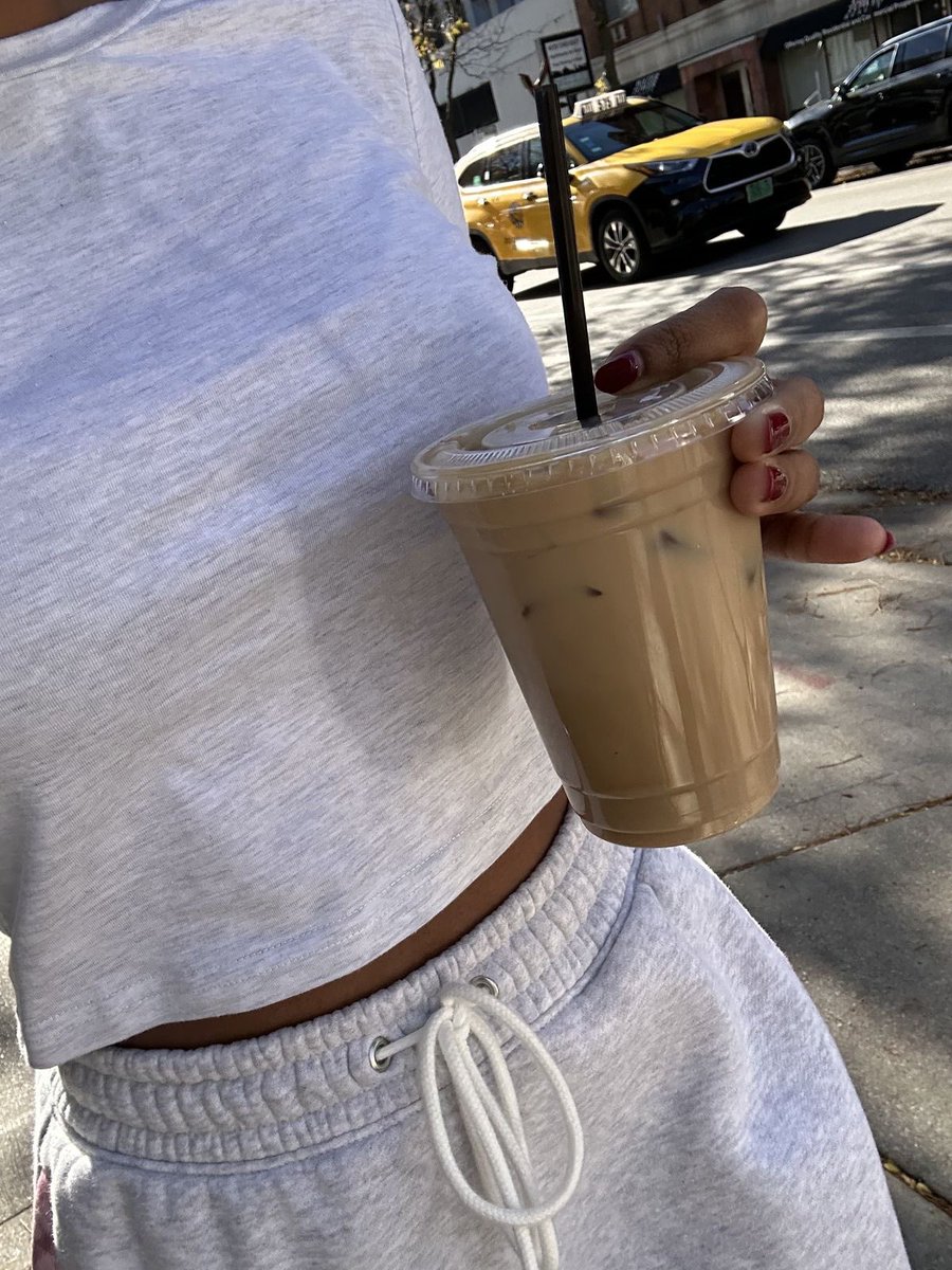 kikikikigs's tweet photo. ⋆.˚ 20 cals or less coffee recipes⋆.˚ ⟢— ⊹ ₊ 

𑣲 a thread for #edtwt 🧵🪡 

#edrtwt #ricecaketwt 

♡ ノ ↻ are appreciated ❕ https://t.co/401CFxaMmM
