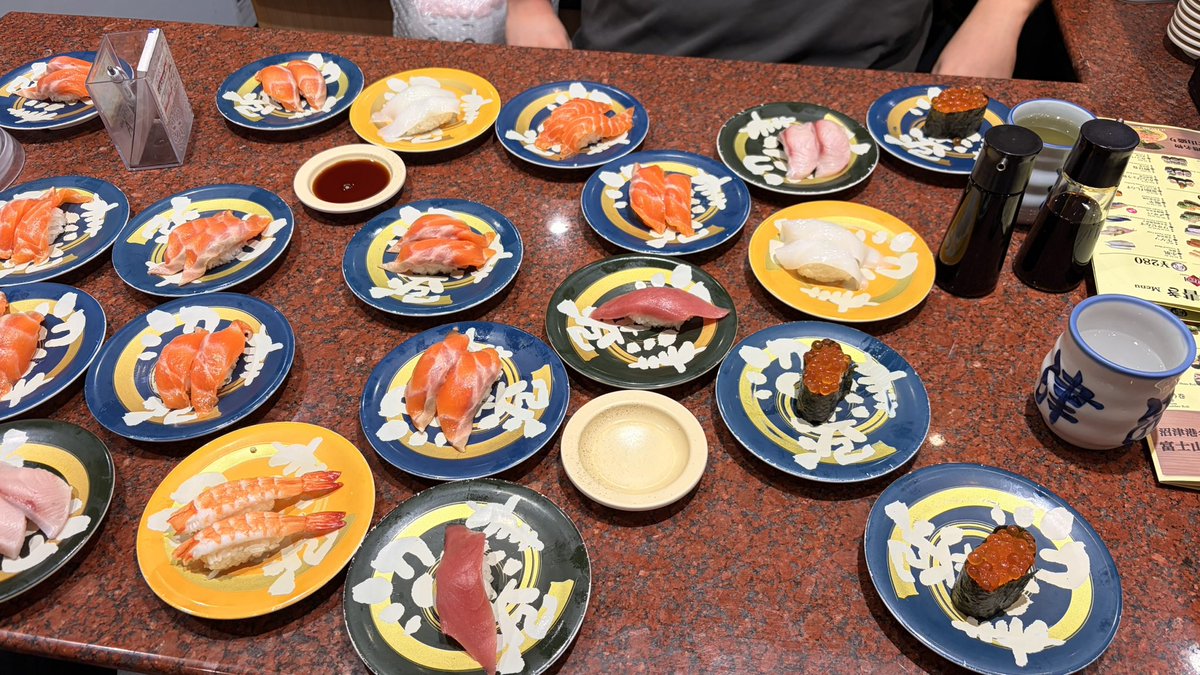 reoruSS_FFXIV's tweet photo. サーモン多すぎ https://t.co/iSgODg80bh