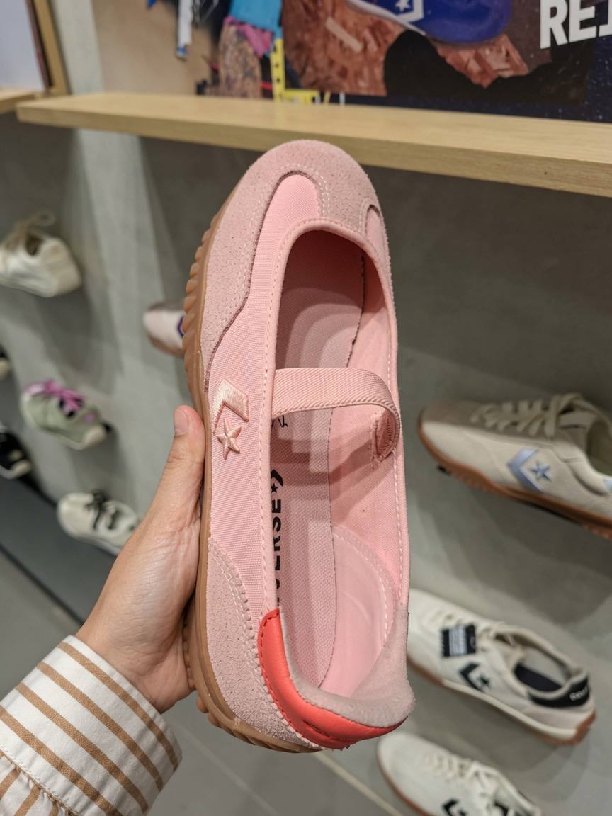 monotemi's tweet photo. Cakep banget astaga ada dionline juga available disini⤵️
🛒 pink https://t.co/4fDCiixjAc
🛒 ungu https://t.co/1mHbRIRwba https://t.co/eRcSf0rN3j