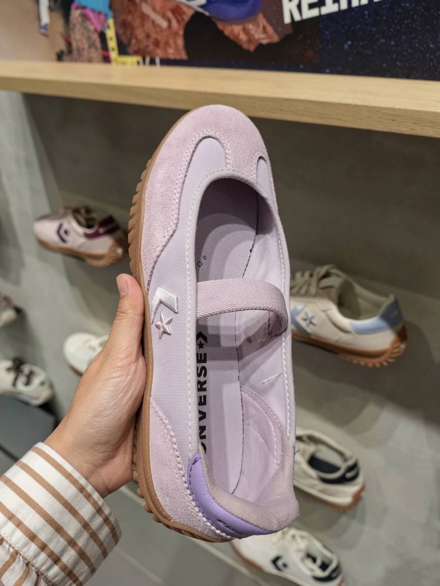 monotemi's tweet photo. Cakep banget astaga ada dionline juga available disini⤵️
🛒 pink https://t.co/4fDCiixjAc
🛒 ungu https://t.co/1mHbRIRwba https://t.co/eRcSf0rN3j