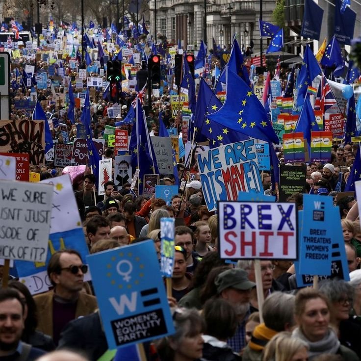 ElonBeyondX's tweet photo. If another Brexit referendum were held today... how would you vote?
 🗳️👇

🇬🇧 Leave
🇪🇺 Rejoin https://t.co/1PZLxH76DE