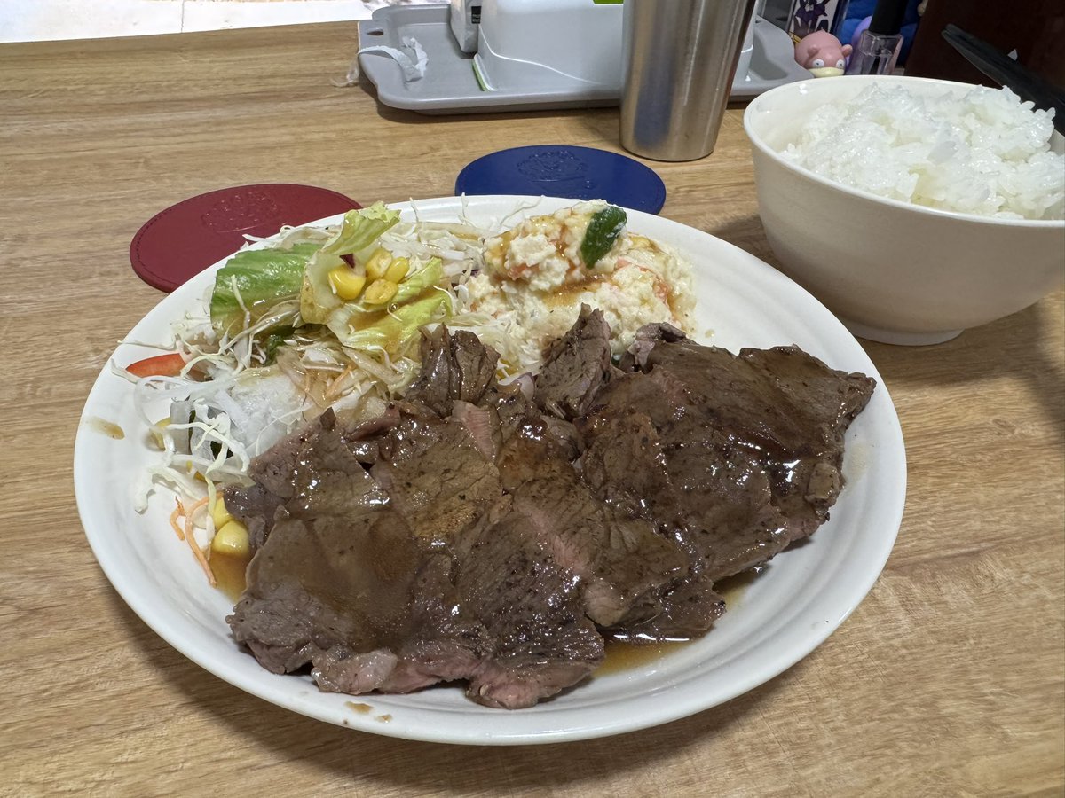 Isuka_Sunlize's tweet photo. あぁ肉 https://t.co/X7Y2V18PRT