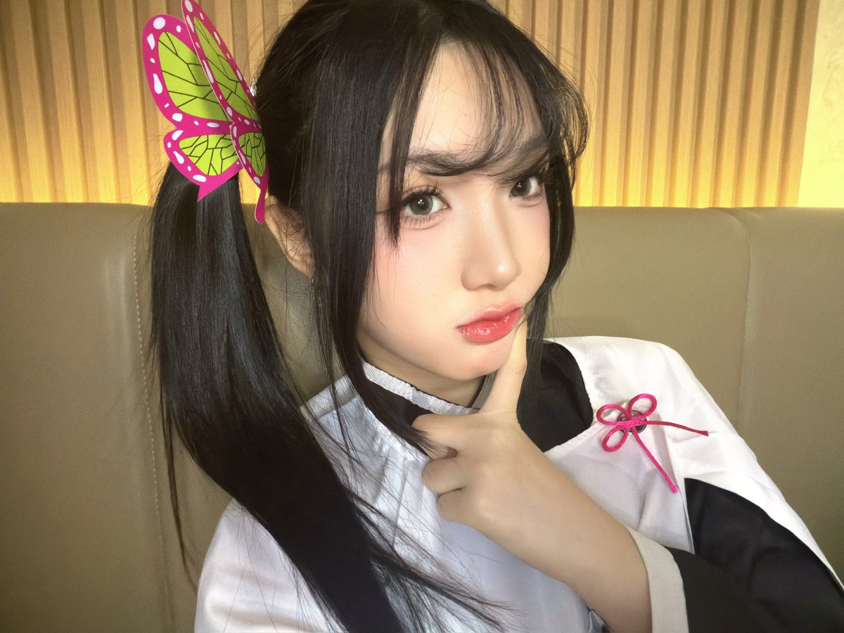 Delynn_JKT48's tweet photo. terimakasih banyak yaa untuk vc hari ini 💗🙆🏻‍♀️ akhirnya berani menunjukkan jati diri aku 🤗 yauda aku mau cari tanjiro aku dulu 👋 https://t.co/FX91Qjv3Lo