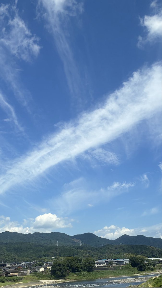 komadori_ppp's tweet photo. ロケ日和！

帰り道にみんなで
ジェラートでクールダウンしました。

みなさまもくれぐれも
暑さに気をつけてお過ごしください😊 https://t.co/CdmV7DXRfv