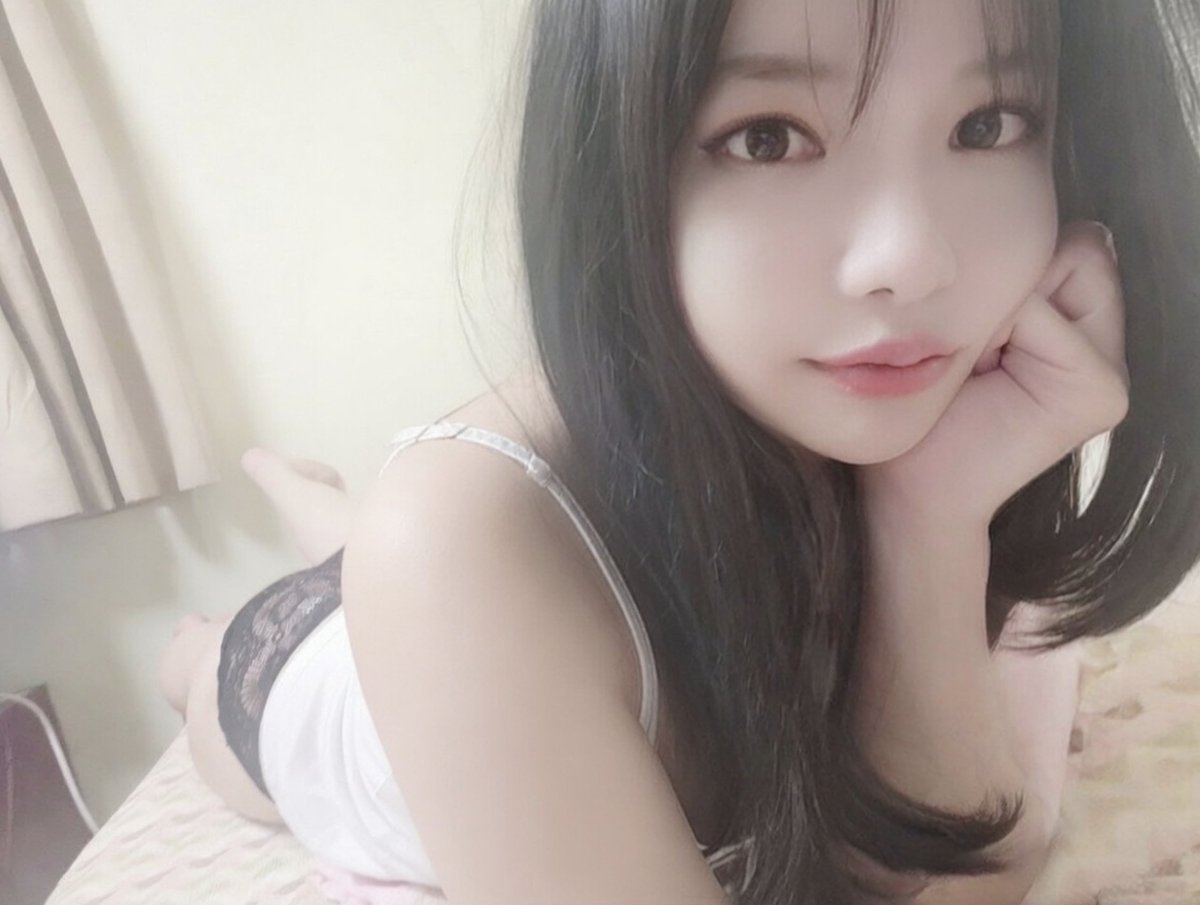 지영 tweet media