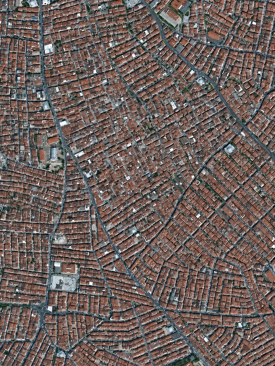 I__am_Legend__'s tweet photo. 90'lı yılların başından beri siyasal İslamcıların içine sıçtığı İstanbul: https://t.co/UtksBK6Jxf