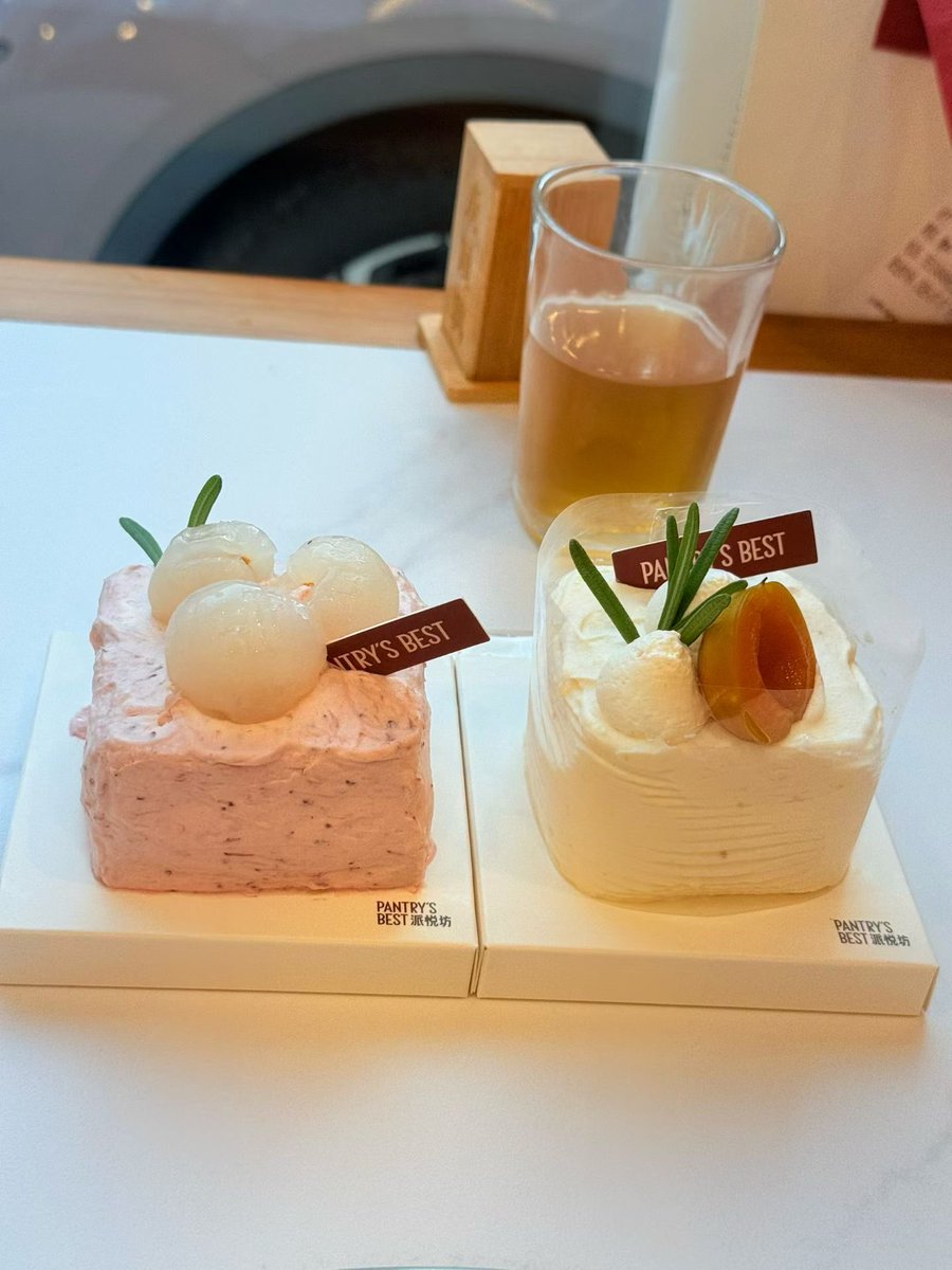 sansandix's tweet photo. 夏天的甜品脑袋^ https://t.co/UnUtBRzHmW