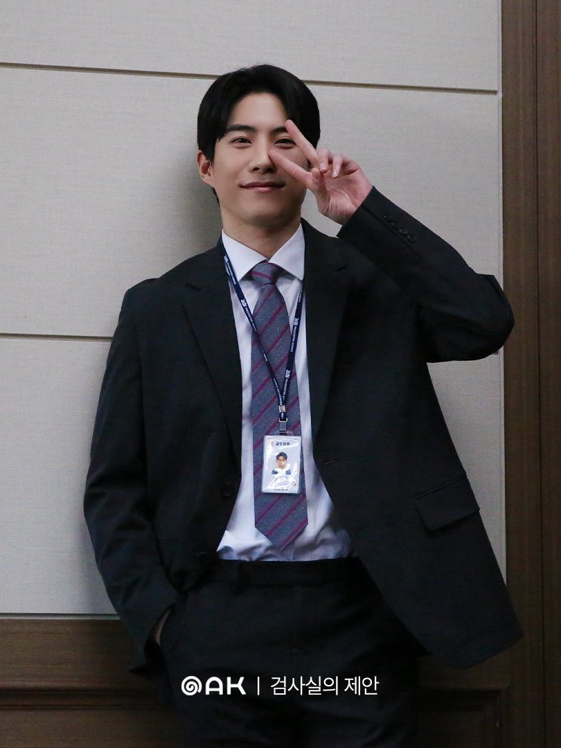 uoisean_'s tweet photo. They are CODED TO NEED SPIN OFF @studio_oak_kr 🩵🤍

#TheProsecutorsProposal #검사실의제안 https://t.co/MFxovzZQw1