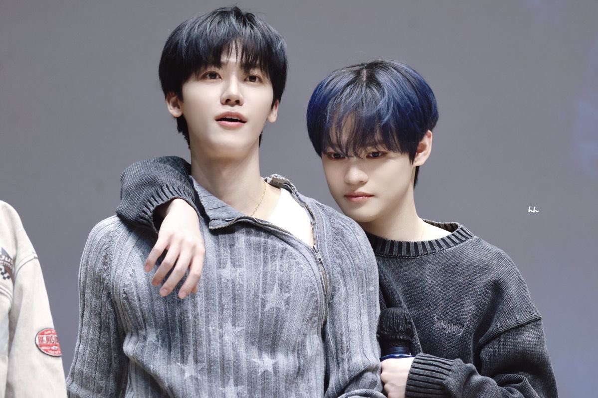 jjmcl1322's tweet photo. 잼천 보고 싶어서 눈물남 진짜 https://t.co/BjP6ndQwWb