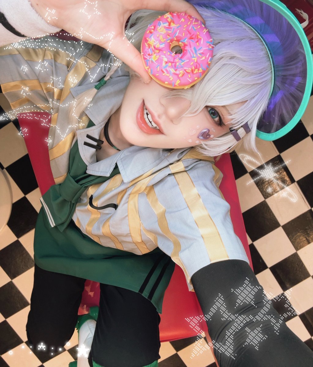ch1to_cos's tweet photo. cos. 🥷🔫   ※微ﾃﾞｺﾗ
本日~！笑顔を調査してきたｿﾞ🍩⟡.· https://t.co/TdKsPxFGf1