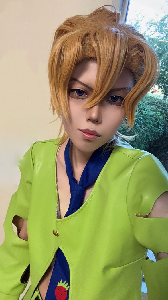 01cosplay's tweet photo. おそくほ〜
‼️‼️護衛してます‼️‼️‼️
#アコスタ万博夏祭り https://t.co/q7lilSnB0o