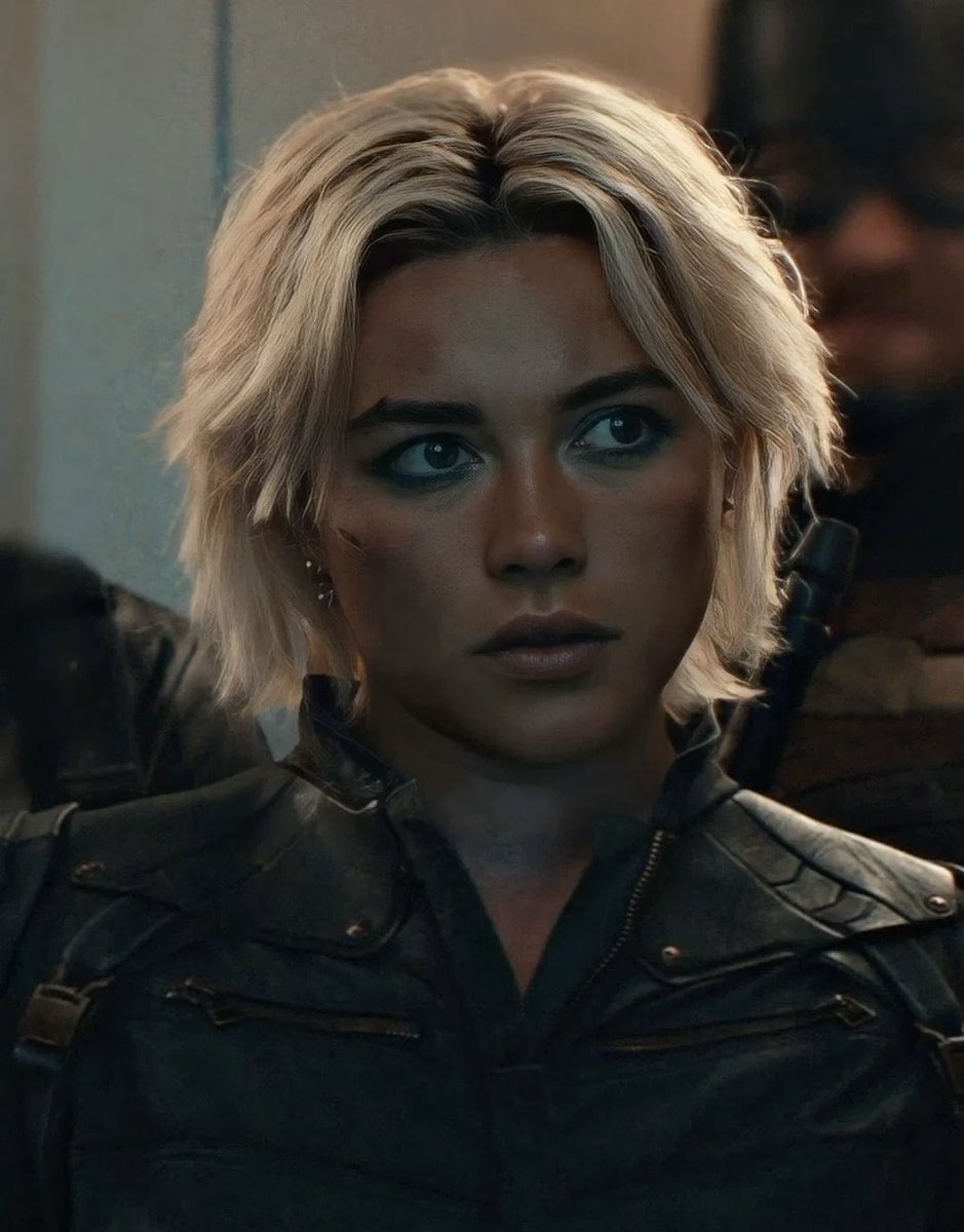 Ste4vee's tweet photo. Baddie with short hair. December 18th isn’t Dunesday. It’s Pughsday. 🔥 https://t.co/fCF18TtlHH