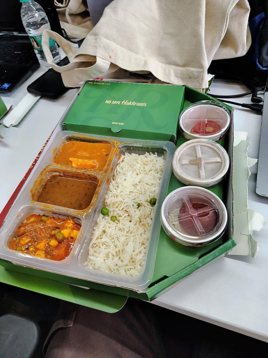 UnrealAnkit's tweet photo. Best part of Hackathons ๐๐๐ #cursorstage https://t.co/MHpnHxQxOW
