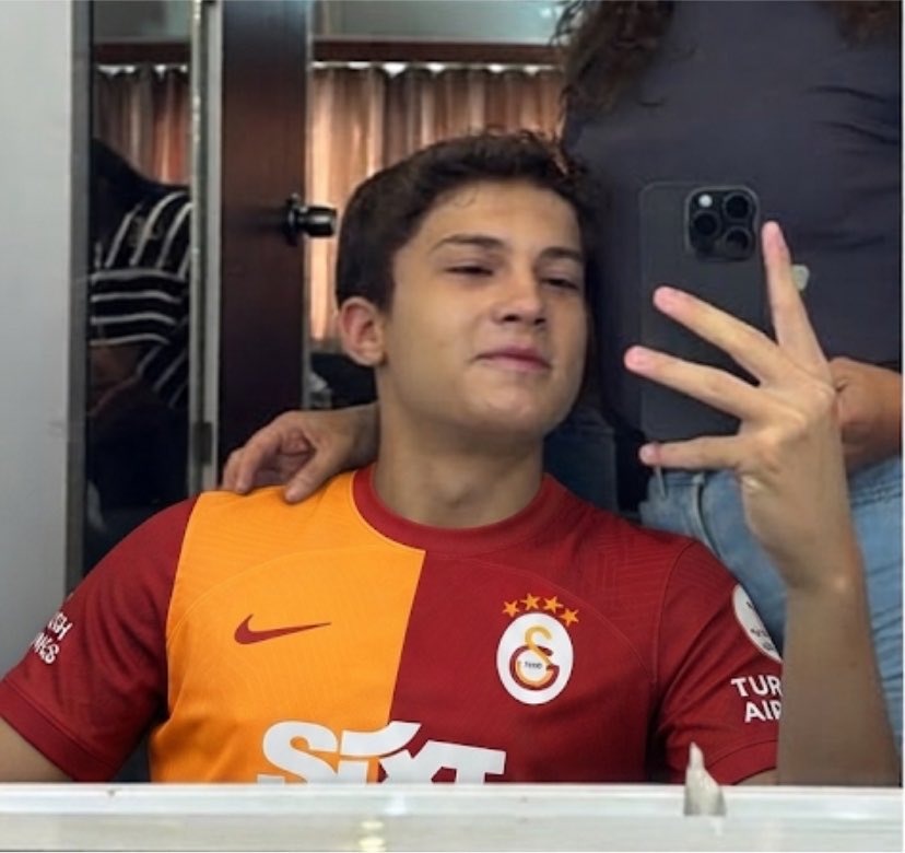 deniz tweet media