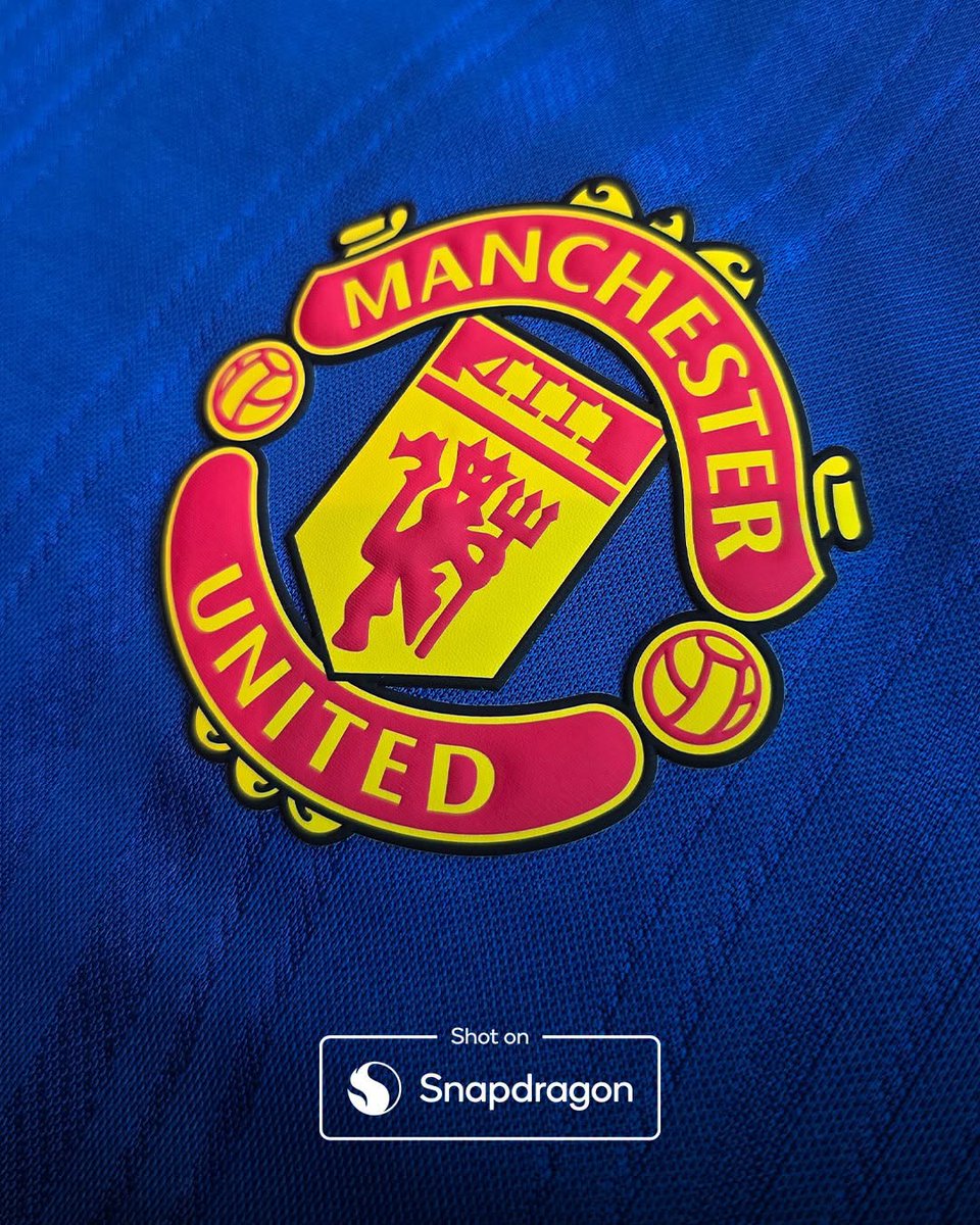 ManUtd_ID's tweet photo. Detail 😍💙 https://t.co/TsxuXJf3Uc