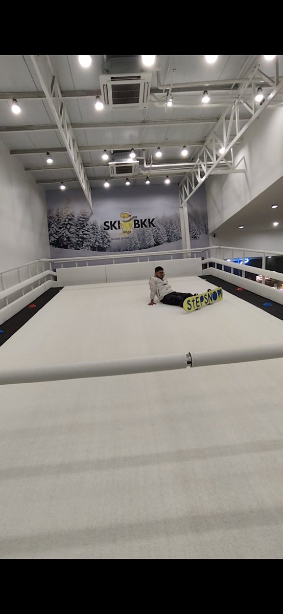 pywxb14's tweet photo. อายุมากขึ้น ดันต้องมาทำอะไรท้าทายขึ้น 🏂⛷️ https://t.co/5NJbaPXnuI
