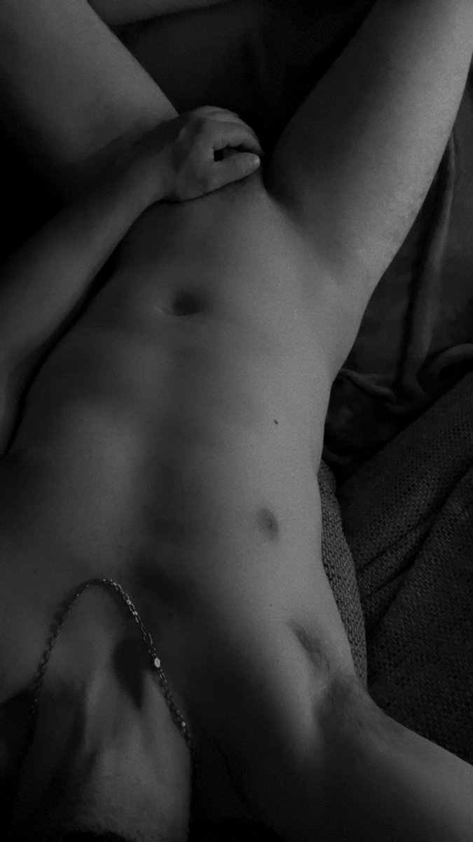 _French__Kiss_'s tweet photo. Bon dimanche les coquins #exhib #libertin https://t.co/AS6TBXqley