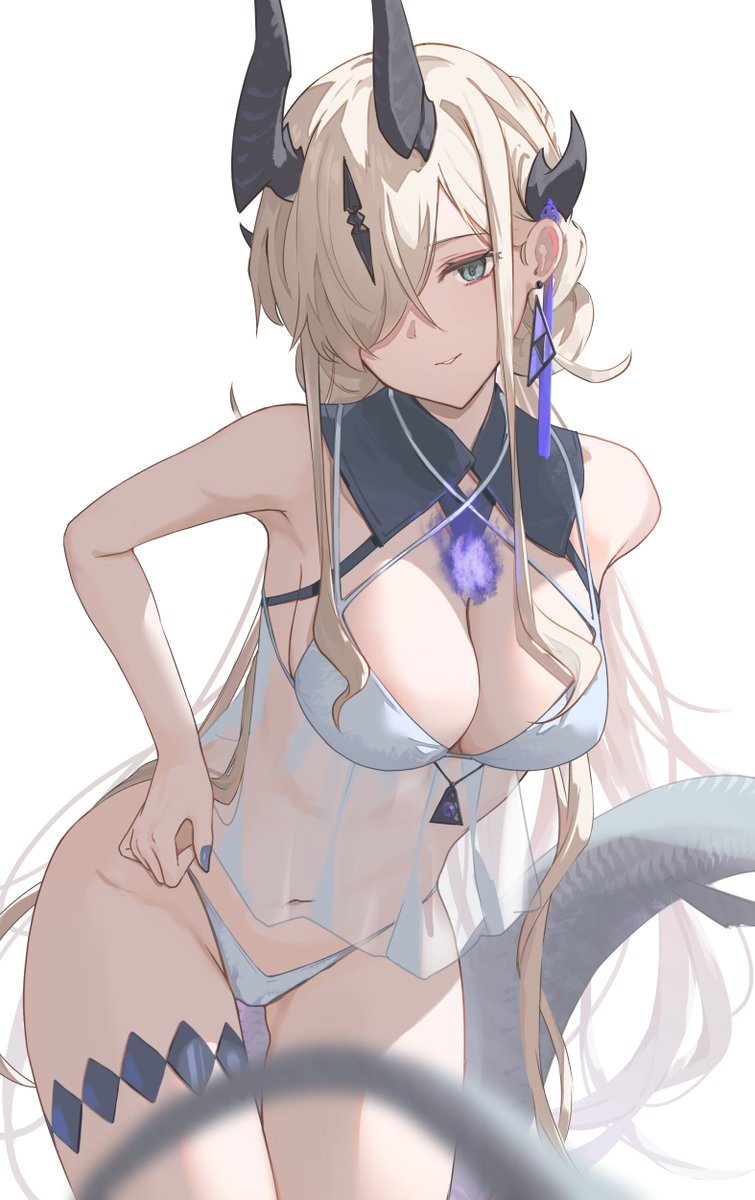 roastcoin110's tweet photo. エブラナ(ネクラス)水着👙 https://t.co/kqzv4z26yr
