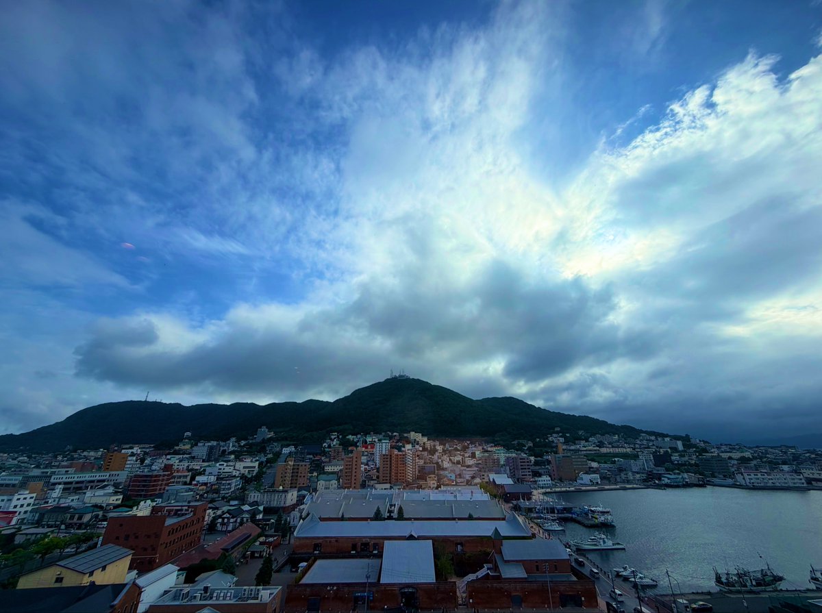 snow_m____'s tweet photo. 函館⚓️🩵
横浜も長崎もだけど坂のある街ってすき😌 https://t.co/KJGdyPs6py