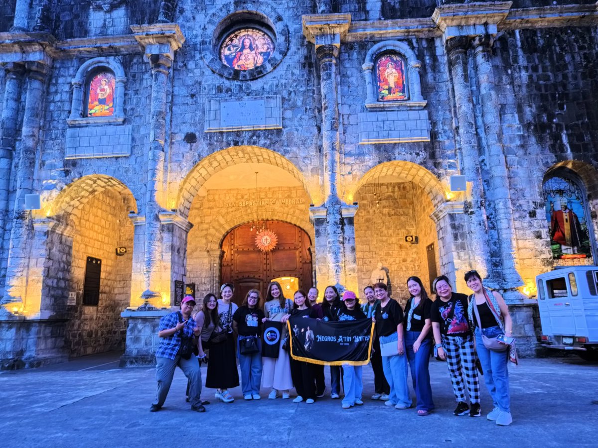 anekiyotiee's tweet photo. Negros A'tin United successfully held an Anticipated Mass for SB19 at San Sebastian Cathedral in Bacolod City. 

Praying for SB19 as they take the stage at Lollapalooza and Summer Sonic. May God guide them, keep them safe and let their talents shine.

Thank you, Lord, and thank you to everyone who joined us, as well as those who couldn't be there but  remained with us in prayer for SB19. 

United in faith, united as A'TIN. 💙🙏

SB19 PH TOURISM AMBASSADORS
@SB19Official #SB19
@TourismPHL #UySB19 🐐
#SB19GalingBayan