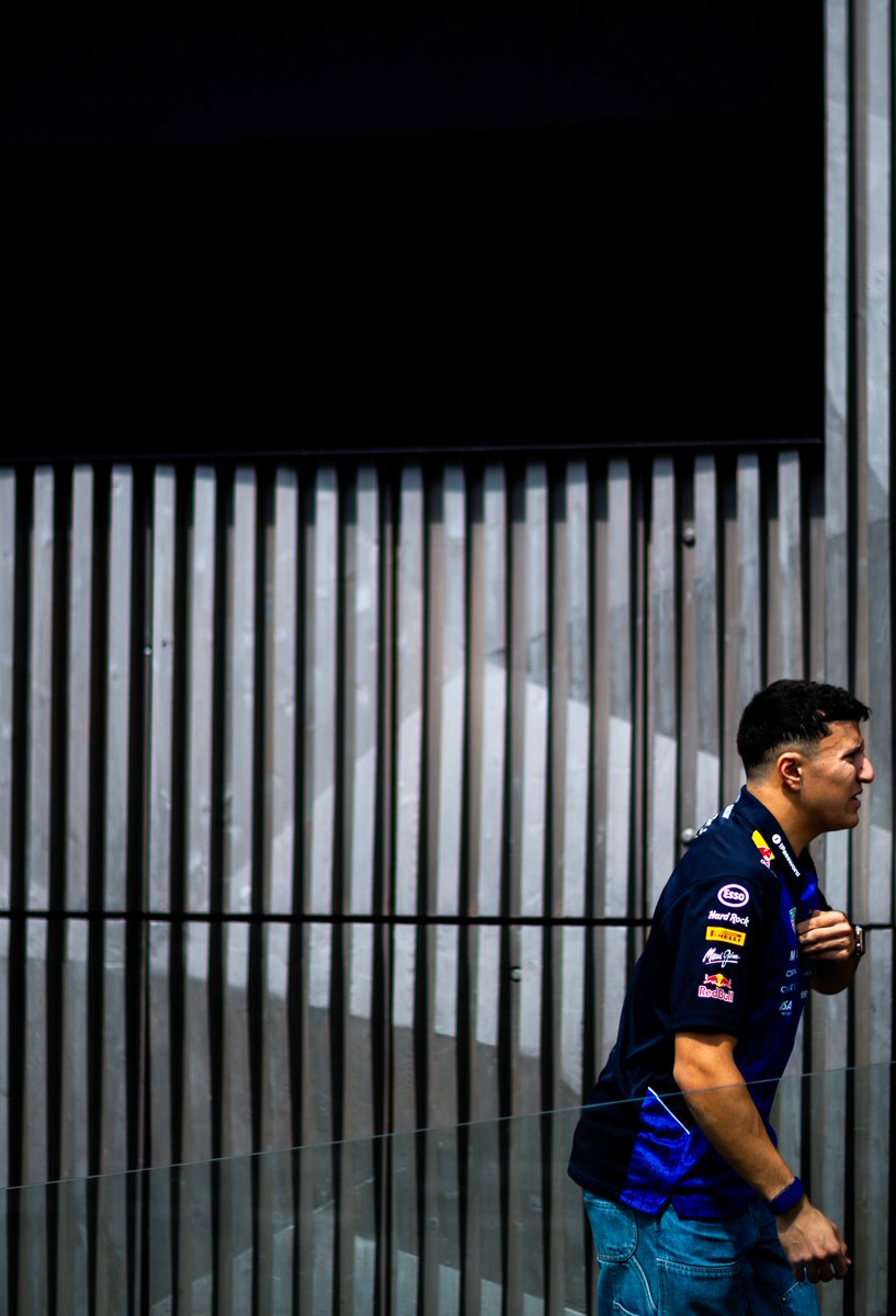 redbullracing's tweet photo. Race day 🏁 One last push before the summer break!

#F1 || #HungarianGP 🇭🇺 https://t.co/0aHrQLWoGT