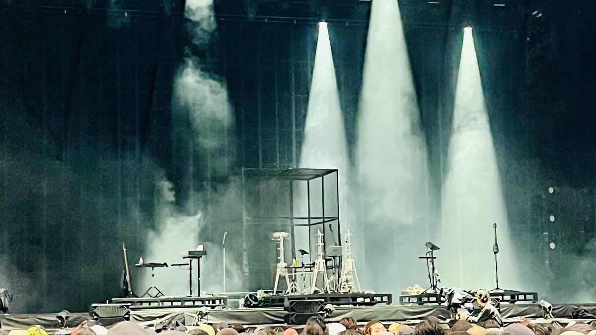 tsurugialcohol's tweet photo. なんやこれ #fujirock #フジロック https://t.co/wI7dHkIOdf