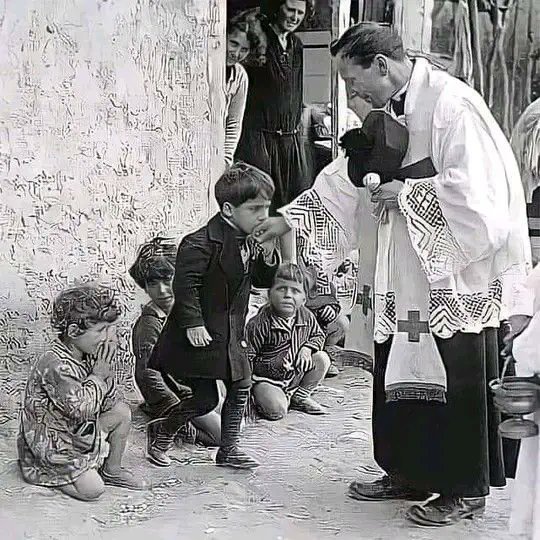 MartinP_Cesar's tweet photo. El debido respeto a los ministros del Señor. https://t.co/VJAM6mgBqr