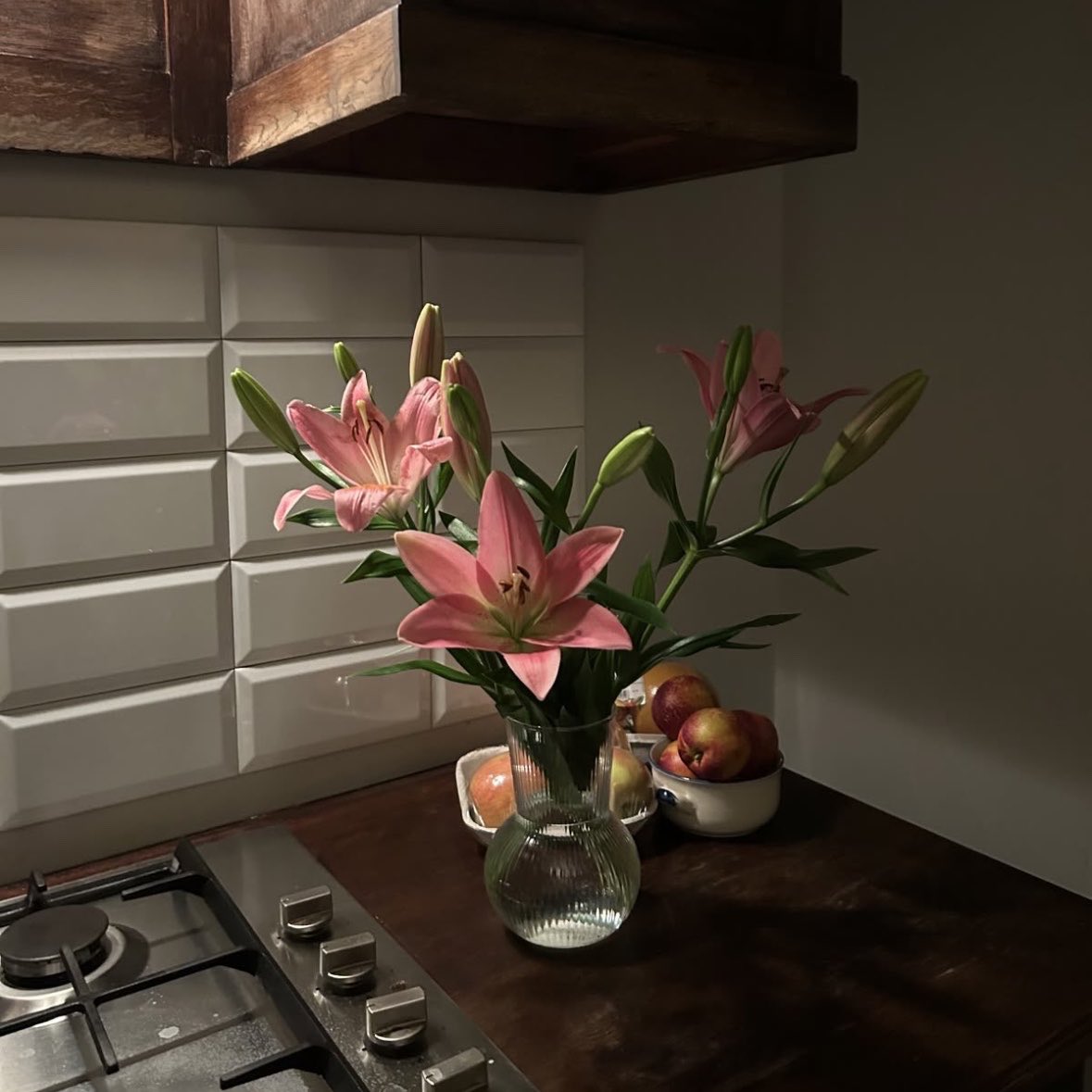 wurooods's tweet photo. Lily Tiramisu https://t.co/1G2kK3qEHV