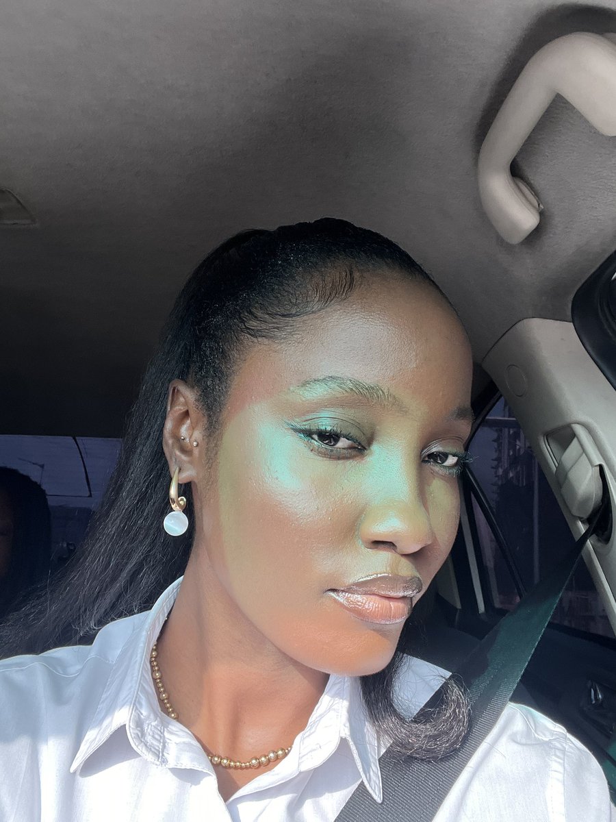 MissSorinola's tweet photo. Sunday face https://t.co/R6PN0SSBEY