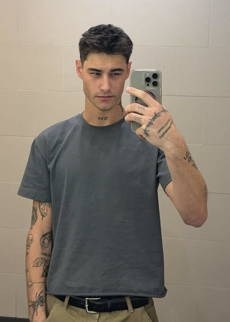 Nothrens's tweet photo. New haircut, wdyt? https://t.co/pfNLpZXfnC