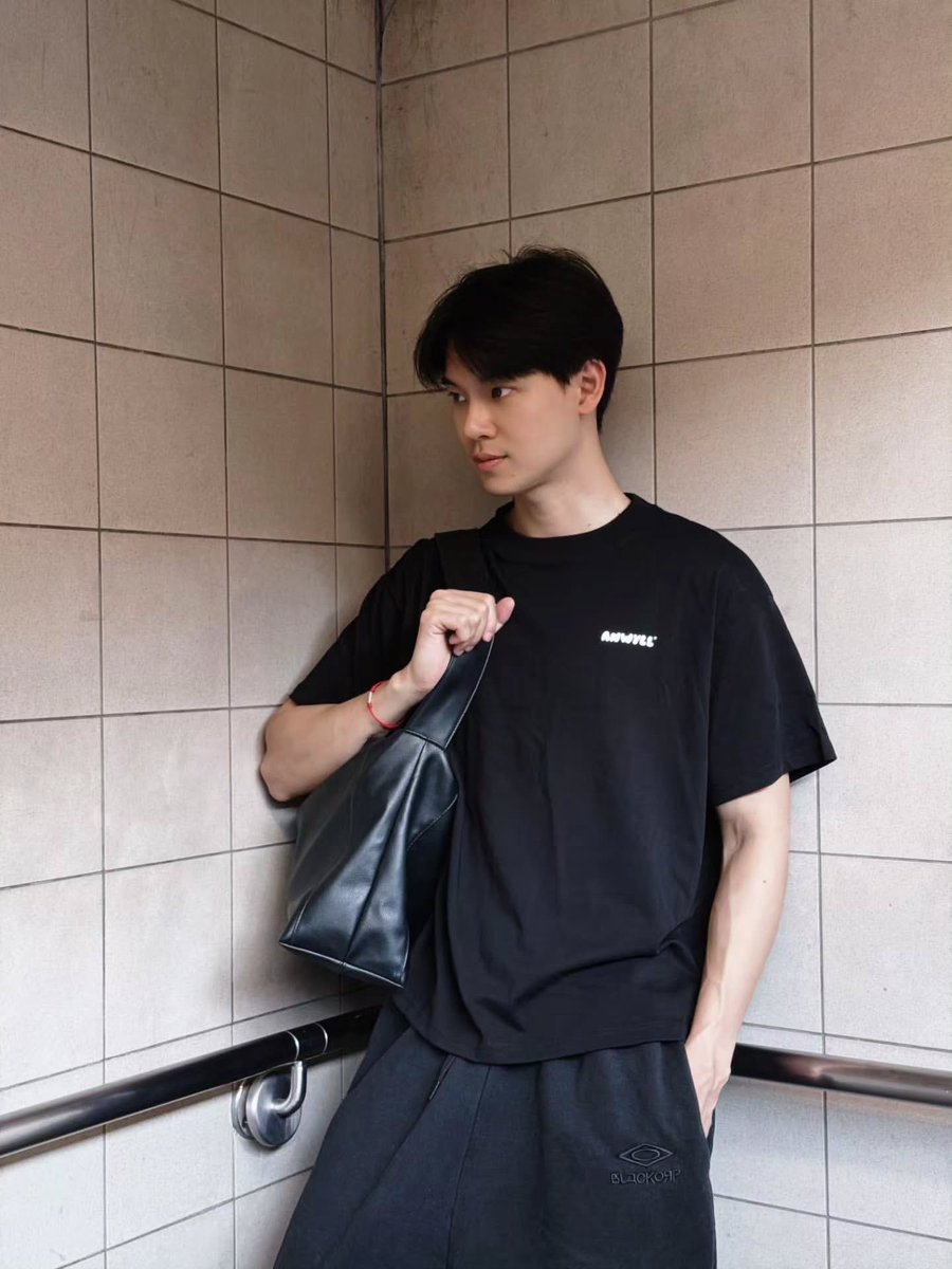 TheoryofYinWar's tweet photo. IG yinyin_anw 

วันว่างๆ เจนซีครับ

#หยิ่นวอร์ #yinyin_anw @yinyin_anw https://t.co/NubTW234qN