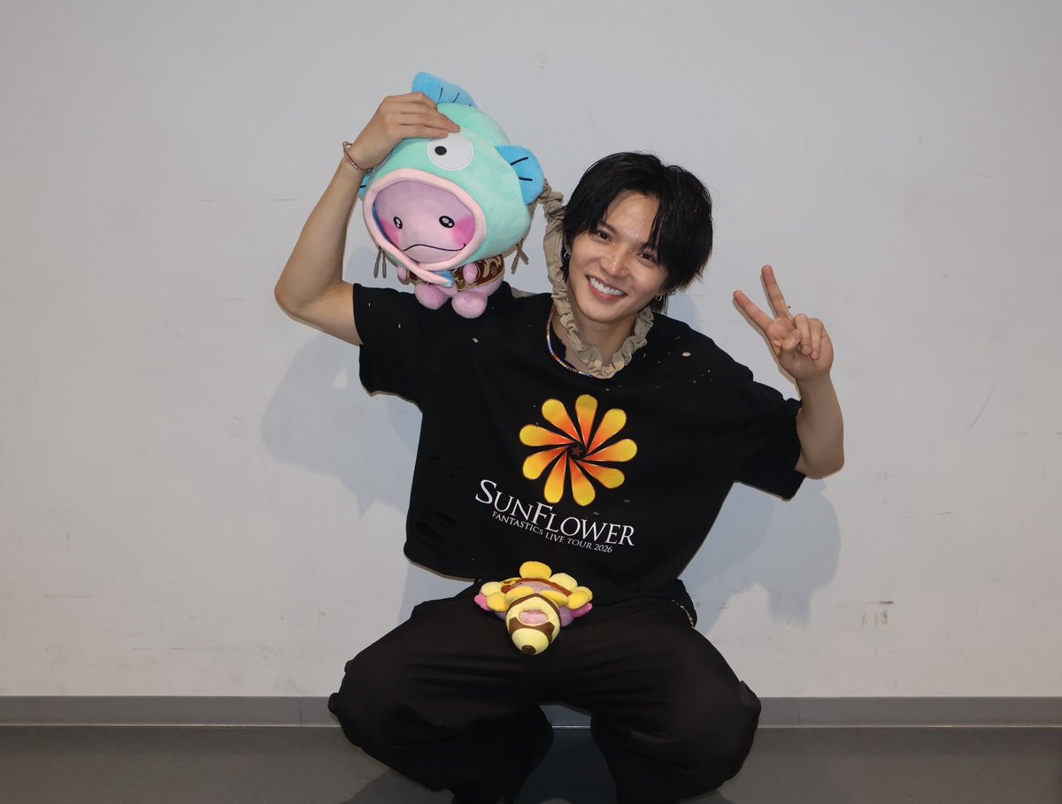 taiki__official's tweet photo. #SUNFLOWER
有明Day-2
いやぁ〜気持ちよかった🥴

FANTAROの皆さんの団結力
とても感動しました🌻

うぱごろうも沢山見つけた👀✨

明日はDayDay.生放送📺
ぜひ見てください🍀 https://t.co/Vyqf4AqXng