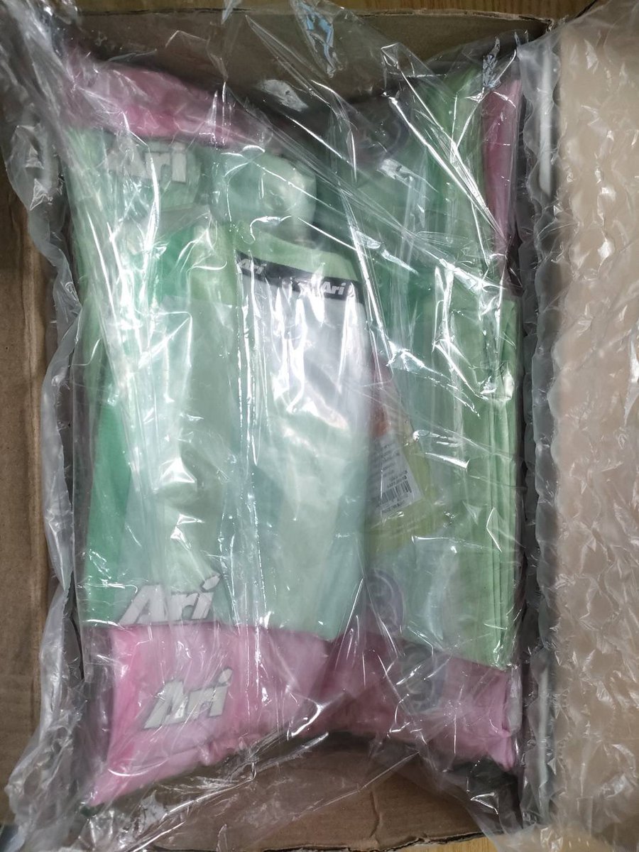 Phii_wan's tweet photo. berangkat lagi 📦✈️

#LenaMiu 
#MiuNatsha #Lalinalena https://t.co/YQXCjcVnfx