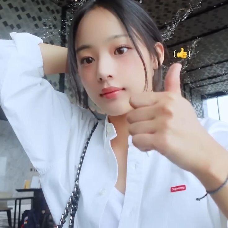Cm0ngkey's tweet photo. 🧸손가락은 유명한 수다쟁이다 https://t.co/JYUpaU9aGh