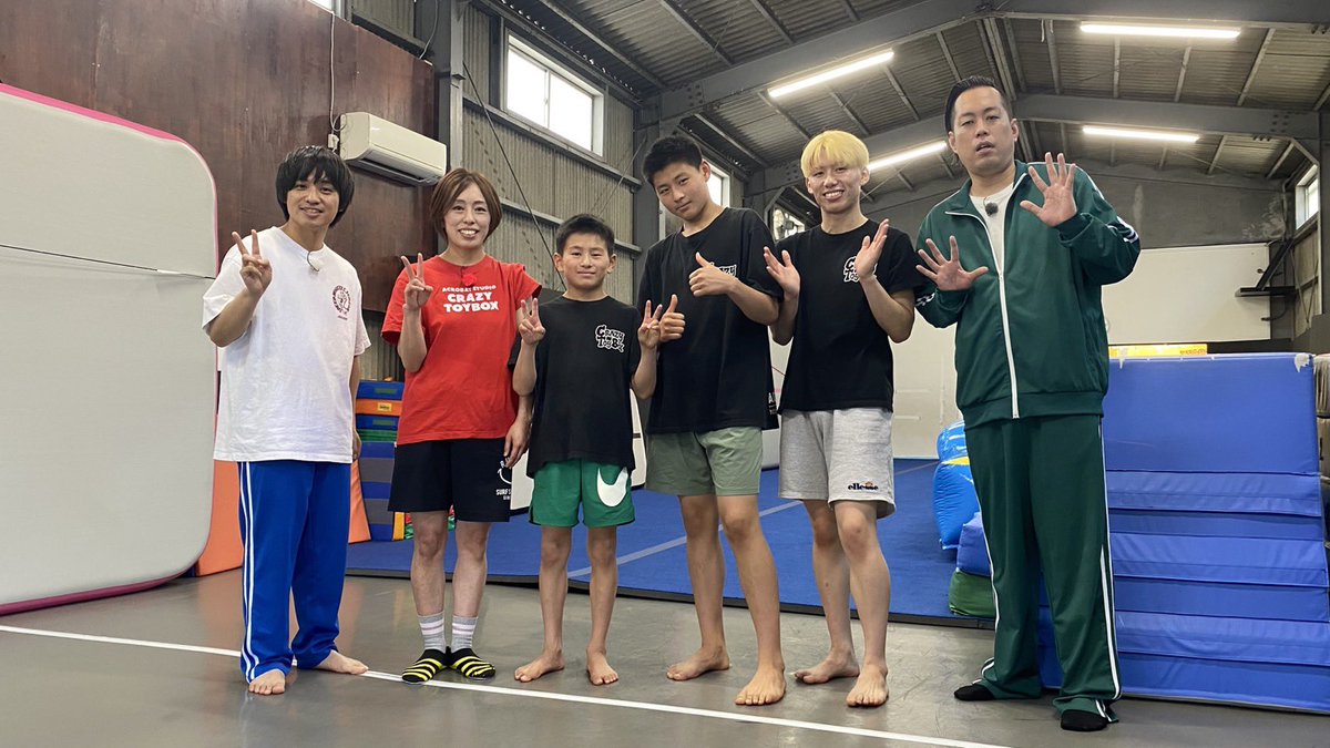 gachiegg's tweet photo. あす(月)の #エバースの卵 は…
持ち前の運動神経を活かして
バク転成功なるか⁉️

仙台の体操教室を訪れたふたりが
アクロバットと
漫才の融合を目指します🤸✨

#エバース　#バンデス #エバたま https://t.co/rXbDT50VdM