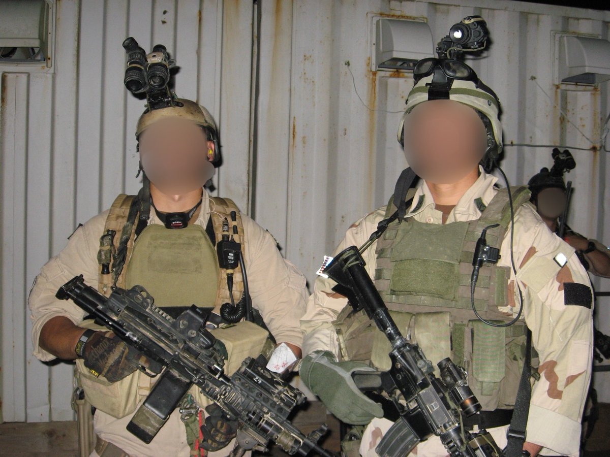 ziguzagu75's tweet photo. 75th ranger 2005 https://t.co/ELyNExTQex