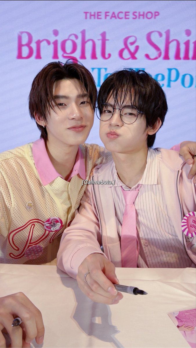 callmebuta_'s tweet photo. แอคนี้เดรสแล้วว ขอบคุณค่ะ

TEETEEPOR BRIGHT SHINE
#TFSBrightAndShinexTTP
#Teeteepor #ตี๋ตี๋ป๋อ https://t.co/ezHTiKgrXc
