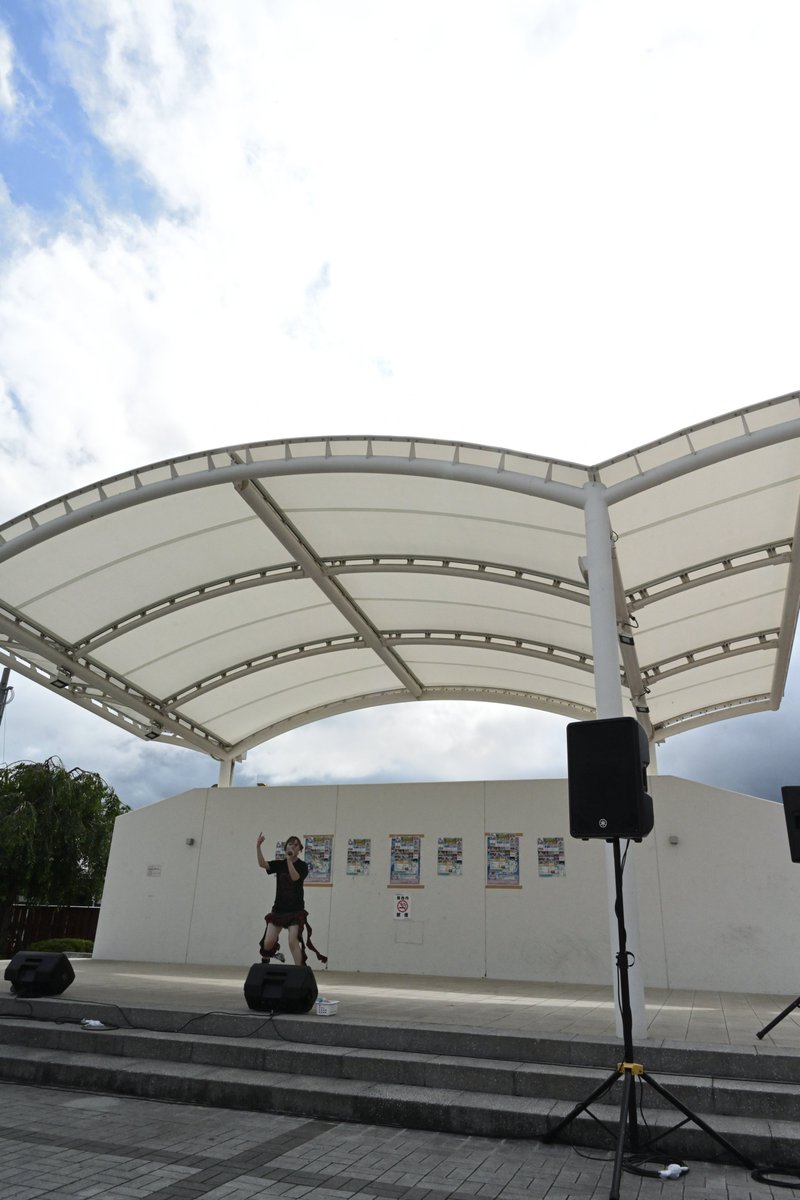 kamachan9's tweet photo. 2026/7/25
矢吹駅まえサーキットライブ2026
中町ポケットパーク
Arrow Heart 小豆るこさん

かっこいい系と楽しい系と https://t.co/iALm8g6WdA