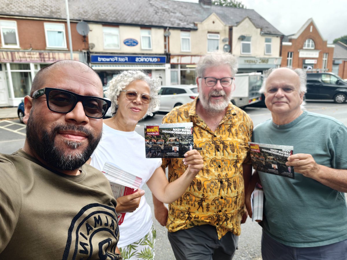 TheRealRuman's tweet photo. For the first time in a very long time, today I was back out campaigning.
@andyburnham's message, "Let's bring back hope", reminded me why I joined @IpswichLabour and @UKLabour .
It felt good to be back.
#Labour #Ipswich #LetsBringBackHope #labourdoorstep https://t.co/oeItZyZ4rz