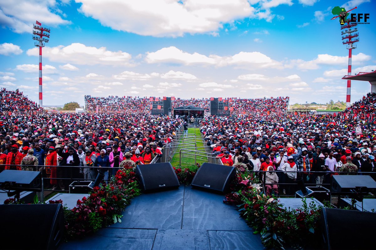 _Masedo_'s tweet photo. 4th November will prove to us if Floyd and his cohort did vote for the EFF or not in 2024π©π©π©
TΕ‘hipu e rile ke lebelo, mohlaba wa re ke nabileπ₯π₯π₯
#VoteForEFF https://t.co/TqCTubvQbv